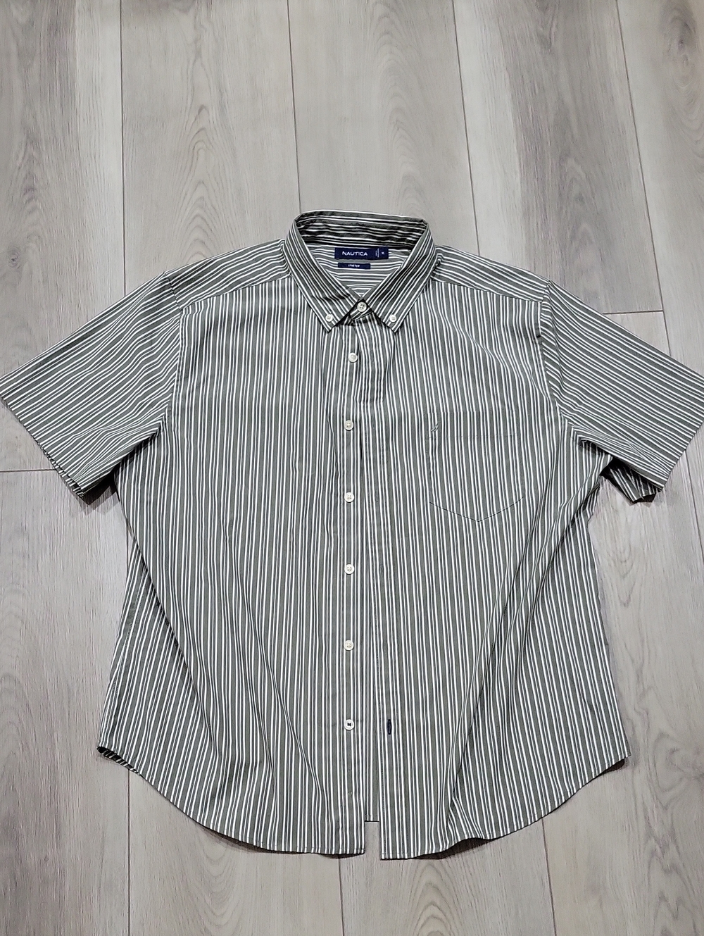 Nautica Men’s Short-Sleeve Button-Down Striped Shirt in Gray and White